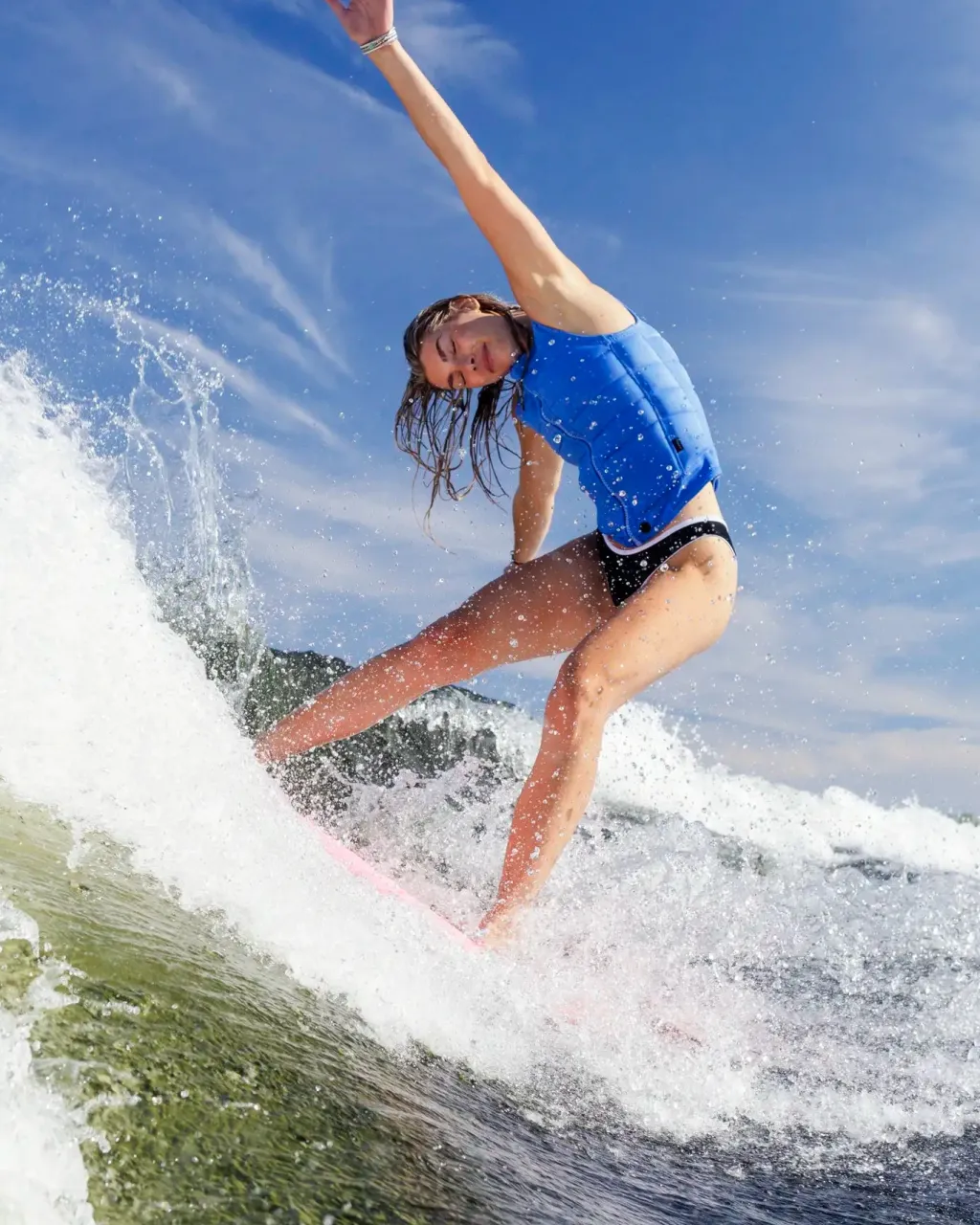 Foow Tota Woen Ipact Vet - Bue<Follow Wake Clearance