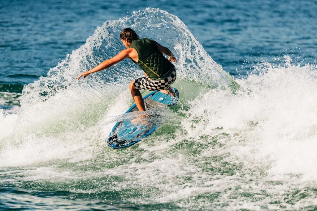 2025 Blade Wakesurf Board<Liquid Force Discount