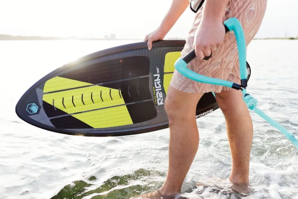 Reign Pro Wakesurf Board 2026<Liquid Force Discount