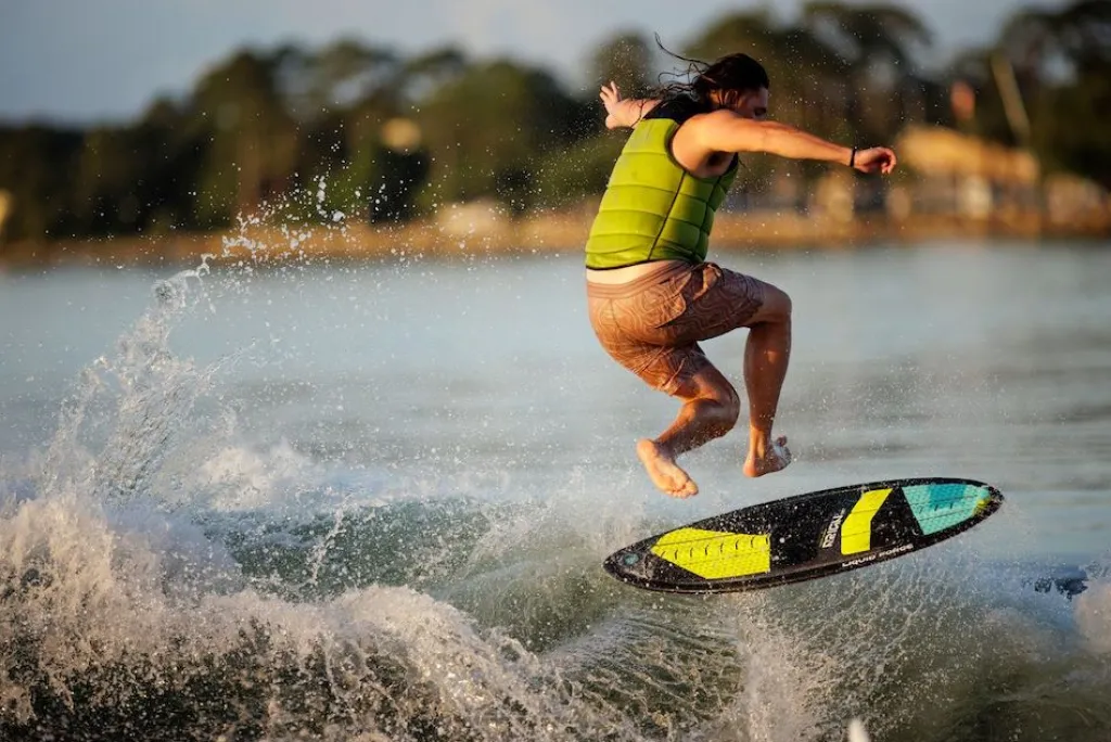 Reign Pro Wakesurf Board 2026<Liquid Force Discount