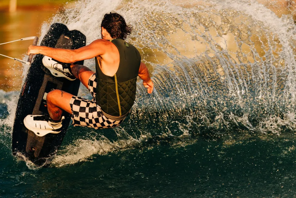 2025 Remedy Aero Wakeboard<Liquid Force Clearance