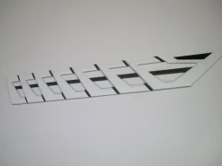 DECAL VENT WHITE CHROMAX Starboard 3.85 X 23.59 - 170097<Nautique Online