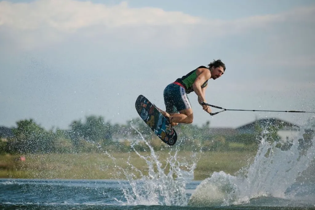Graviton Trick Waterski 2026<Radar