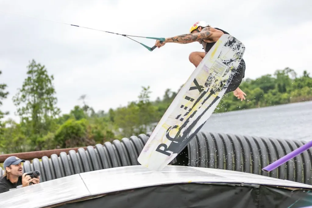 2025 Kinetic Project Wakeboard<Ronix New