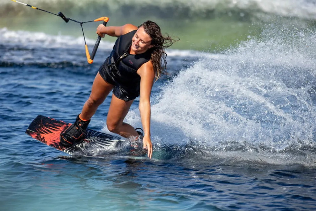 2025 Krush Wakeboard | Divide Bindings<Ronix